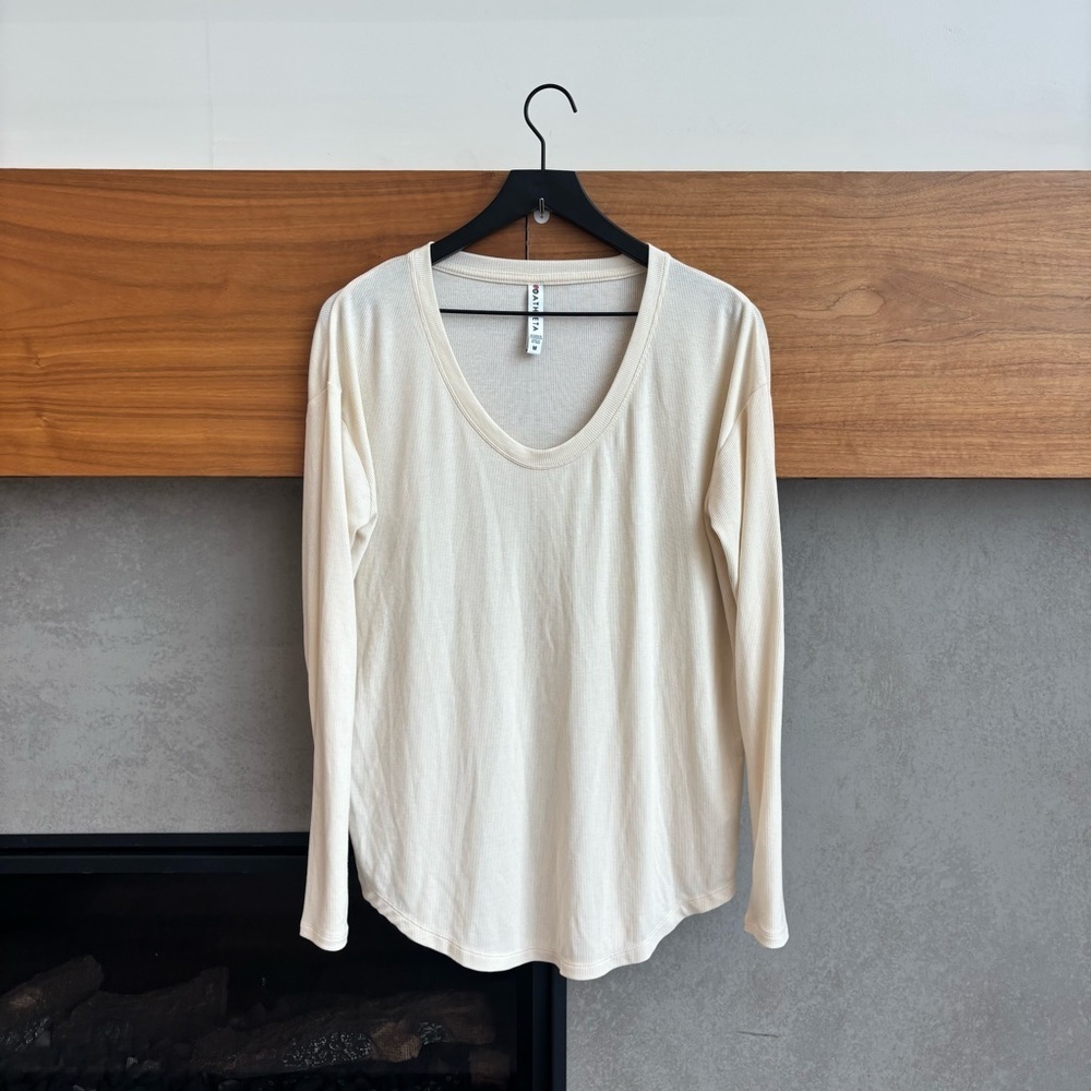 Athleta Women’s Long‎ Sleeves Top, Size M